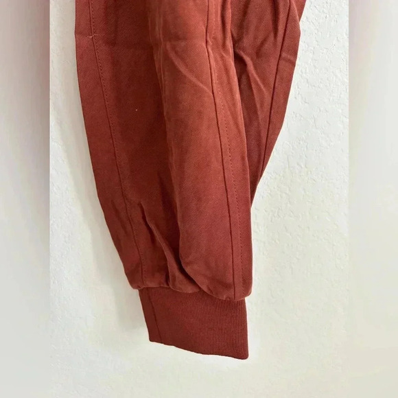 INC International Concepts High Rise Jogger/Cargo pants - Picture 3 of 9